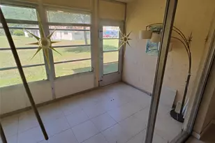 606 SW Natura Blvd, Deerfield Beach, FL 33441 - Photo 4