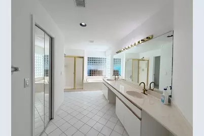 4853 NW 66th Avenue, Lauderhill, FL 33319 - Photo 14