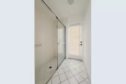 4853 NW 66th Avenue, Lauderhill, FL 33319 - Photo 22