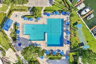 600 Three Islands Boulevard, Hallandale Beach, FL 33009 - Photo 32