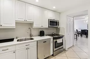 600 Three Islands Boulevard, Hallandale Beach, FL 33009 - Photo 10