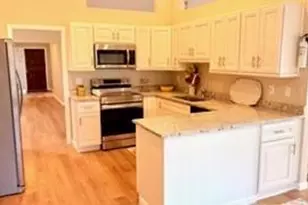 7004 Golf Pointe Cir, Tamarac, FL 33321 - Photo 4