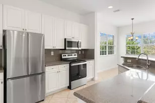 8238 NW 128th Ln, Parkland, FL 33076 - Photo 10