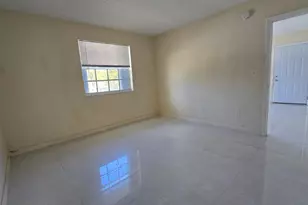 1290 NE 142nd St, Miami, FL 33161 - Photo 4