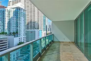 1331 Brickell Bay Dr, Miami, FL 33131 - Photo 4