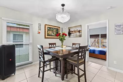 7303 NW 64th Street, Tamarac, FL 33321 - Photo 10