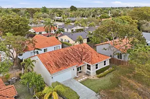 16921 SW 92nd Ct, Palmetto Bay, FL 33157 - Photo 4