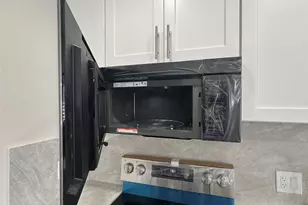 575 NW 139th Terrace, North Miami Beach, FL 33168 - Photo 12