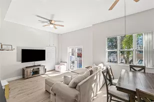 2381 Vintage Dr, Pompano Beach, FL 33064 - Photo 10