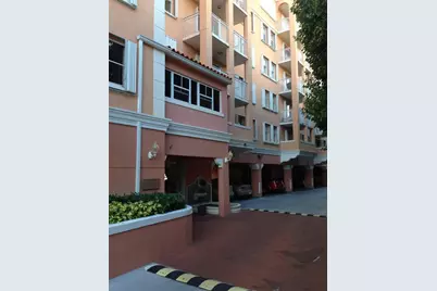 1 Alhambra Circle #407, Coral Gables, FL 33134 - Photo 1