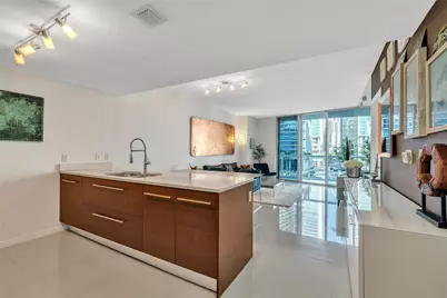 475 Brickell Avenue #512, Miami, FL 33131 - Photo 2