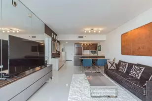 475 Brickell Ave, Miami, FL 33131 - Photo 8