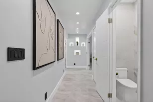 360 NW 33rd St, Oakland Park, FL 33309 - Photo 40