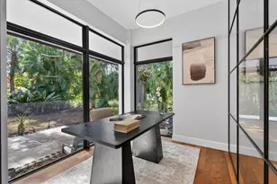 360 NW 33rd St, Oakland Park, FL 33309 - Photo 22