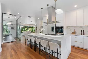 360 NW 33rd St, Oakland Park, FL 33309 - Photo 14