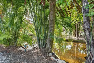 360 NW 33rd St, Oakland Park, FL 33309 - Photo 52