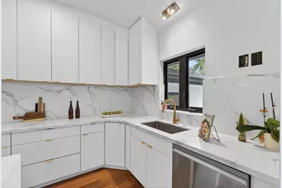 360 NW 33rd Street, Oakland Park, FL 33309 - Photo 30