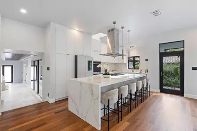 360 NW 33rd Street, Oakland Park, FL 33309 - Photo 16