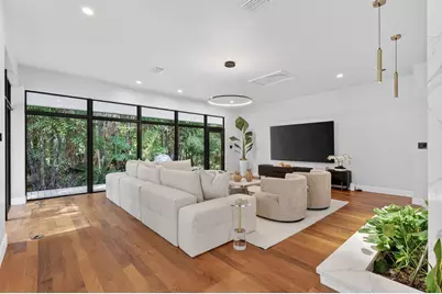 360 NW 33rd Street, Oakland Park, FL 33309 - Photo 10