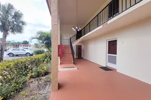 497 Lake Dora Dr, West Palm Beach, FL 33411 - Photo 14