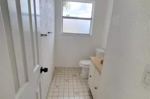 497 Lake Dora Dr, West Palm Beach, FL 33411 - Photo 6