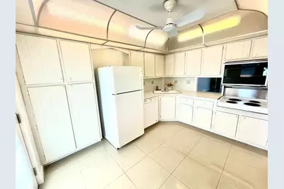 1175 NE Miami Gardens Drive #405, Miami, FL 33179 - Photo 6