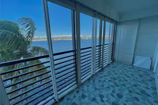 1175 NE Miami Gardens Dr, Miami, FL 33179 - Photo 12