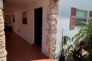 206 SW 1st St, Pompano Beach, FL 33060 - Photo 2