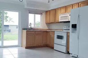 9609 NW 81st, Tamarac, FL 33321 - Photo 2