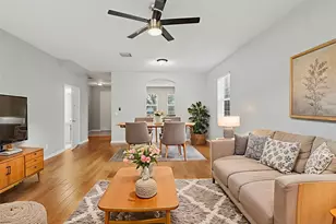 627 Dakota Dr, Jupiter, FL 33458 - Photo 4