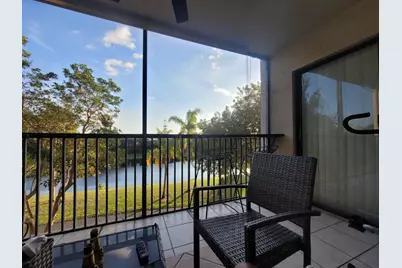 2200 S Cypress Bend Drive #308, Pompano Beach, FL 33069 - Photo 1