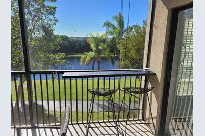 2200 S Cypress Bend Drive #308, Pompano Beach, FL 33069 - Photo 2