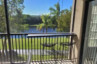 2200 S Cypress Bend Dr, Pompano Beach, FL 33069 - Photo 2