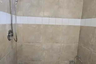 581 NE 34th Ct, Fort Lauderdale, FL 33334 - Photo 2