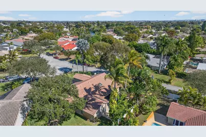 274 NW 107th Avenue, Coral Springs, FL 33071 - Photo 46