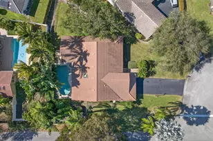 274 NW 107th Ave, Coral Springs, FL 33071 - Photo 48