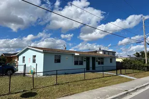 1203 NW 4th St, Boynton Beach, FL 33435 - Photo 1