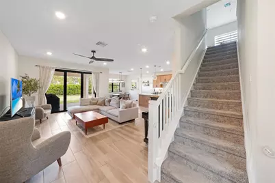 8641 Patron Lane, Lake Worth, FL 33467 - Photo 2