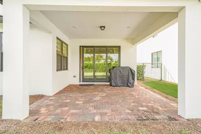 8641 Patron Lane, Lake Worth, FL 33467 - Photo 12