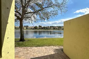 836 Imperial Lake Rd, West Palm Beach, FL 33413 - Photo 22