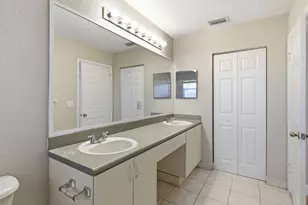 836 Imperial Lake Rd, West Palm Beach, FL 33413 - Photo 18