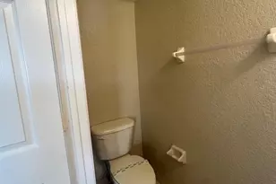 836 Imperial Lake Rd, West Palm Beach, FL 33413 - Photo 18