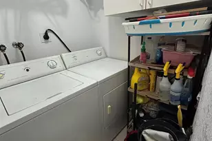 21016 NW 39th Ave, Miami Gardens, FL 33055 - Photo 10