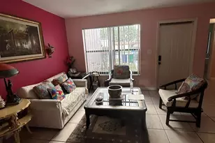 21016 NW 39th Ave, Miami Gardens, FL 33055 - Photo 6