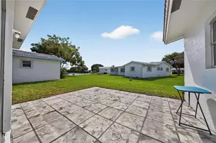 8950 NW 13th St, Plantation, FL 33322 - Photo 2