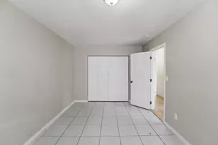 20352 NW 39th Ct, Miami Gardens, FL 33055 - Photo 16