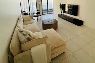 555 NE 15th St, Miami, FL 33132 - Photo 2