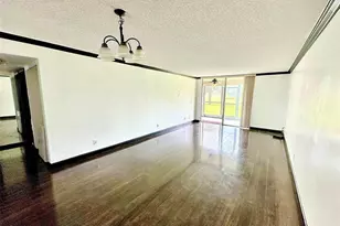 3231 Holiday Springs Blvd, Margate, FL 33063 - Photo 4