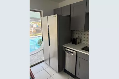 1951 NW 33rd Court, Oakland Park, FL 33309 - Photo 8