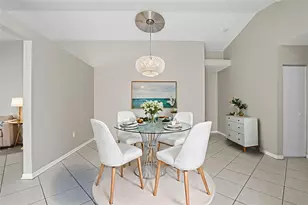 15745 NW 16th Ct, Pembroke Pines, FL 33028 - Photo 4